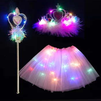 Kerge kuni Tüdruk Magic Feather Stick Võlukepp Crown Peapael Kuma LED-Kostüüm Seelik Sünnipäeva Festival Christmas Decoration 2023